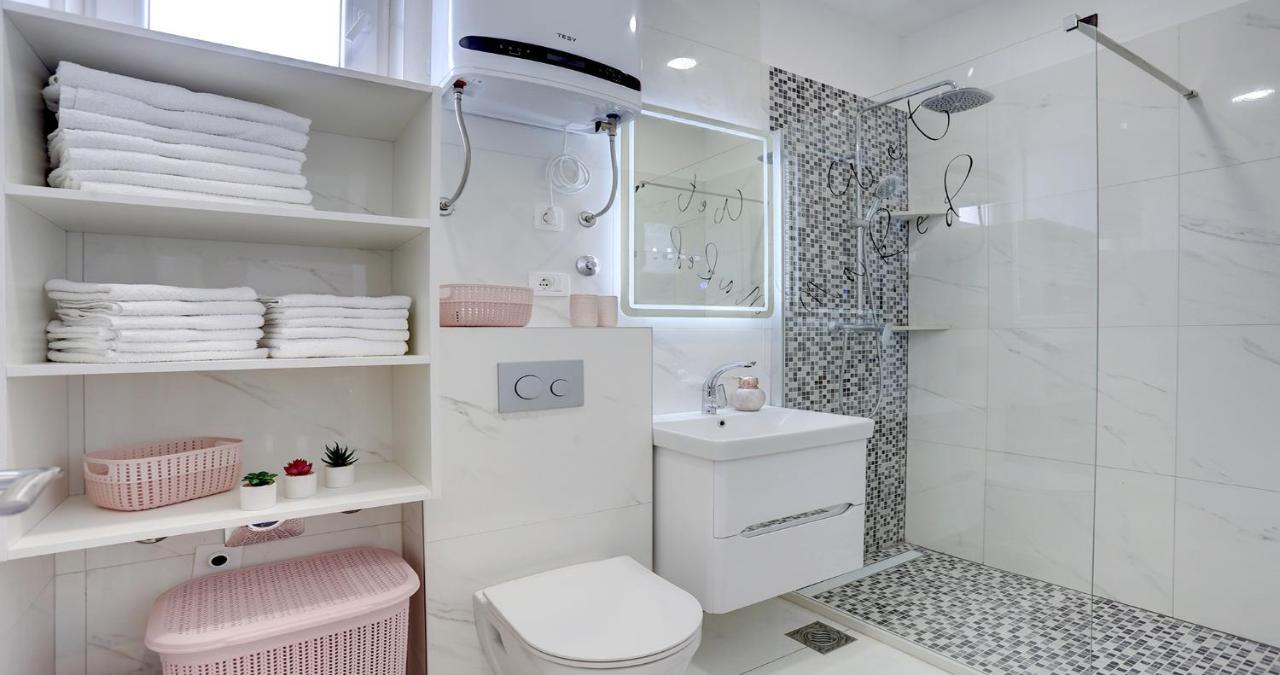 Adorable Apartment Ena Kaštela Eksteriør billede