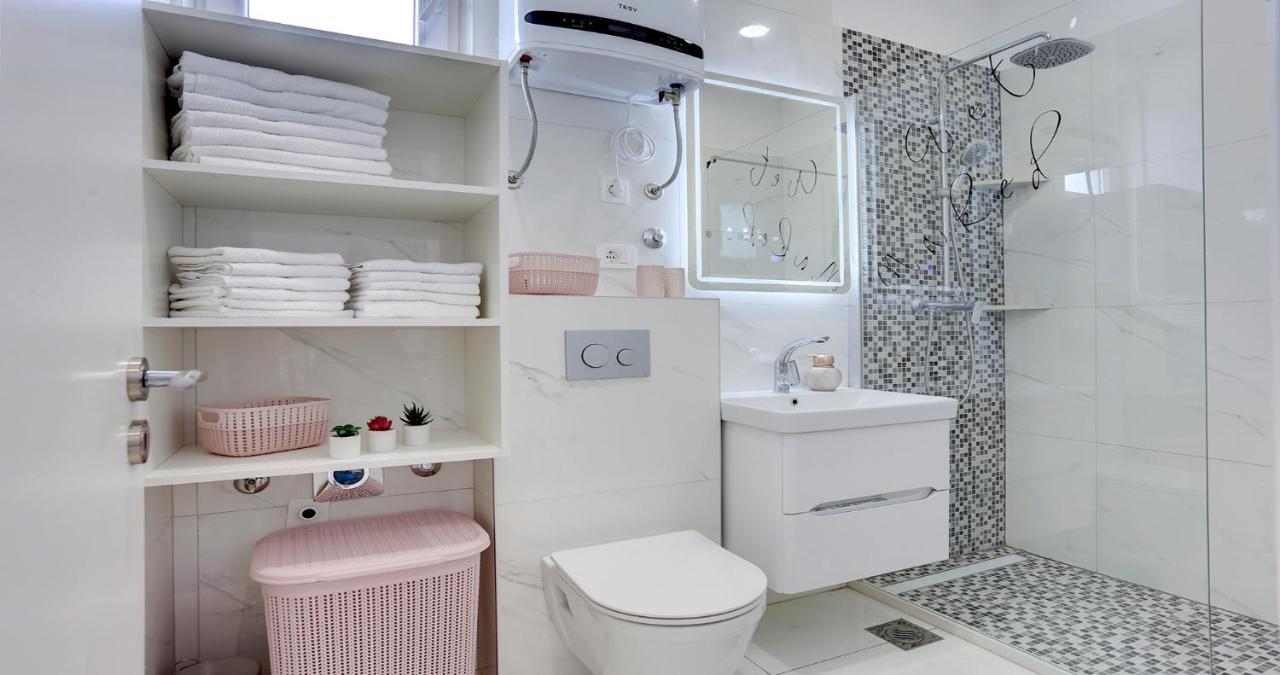 Adorable Apartment Ena Kaštela Eksteriør billede