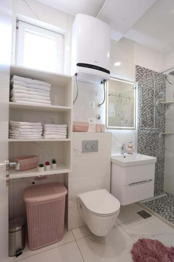 Adorable Apartment Ena Kaštela Eksteriør billede
